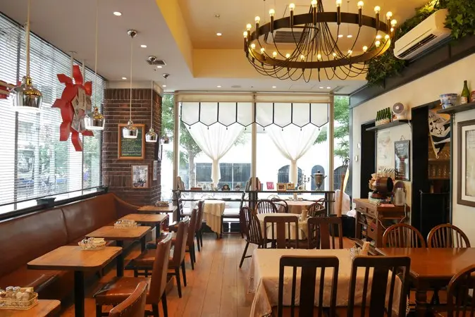 【茶屋町×スイーツ】本場フランスのもちもちクレープが楽しめるクレープ専門店『Chandeleur』