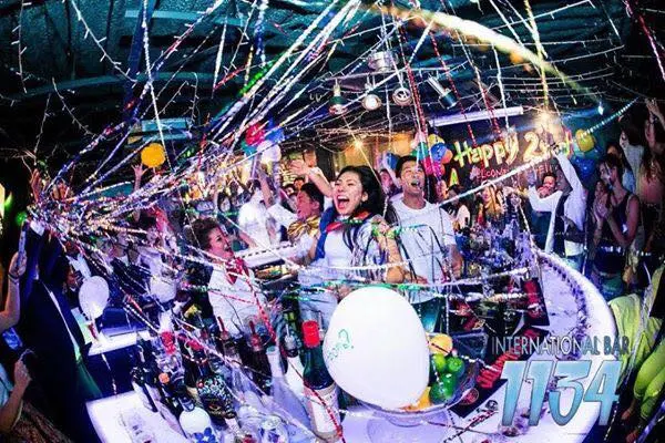 【神戸×バー】インターナショナルな出会いを『International BAR 1134』で楽しむ！