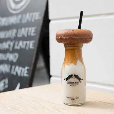 【なんば×コーヒー】シンプルにおしゃれ。インスタにもばっちりの『STREAMER COFFEE COMPANY心斎橋』