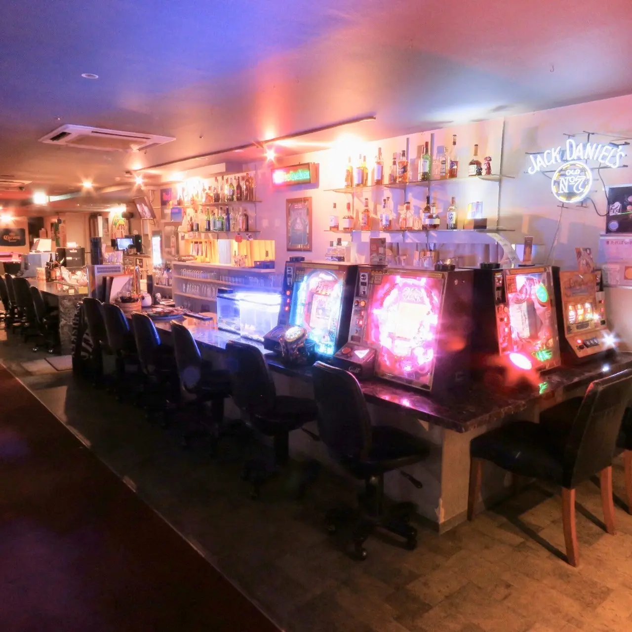 【なんば×ダーツバー】ダーツ１０台完備！関西最大級のアミューズメントスペース”Pool Sept.”でみんなとパーティーナイト！