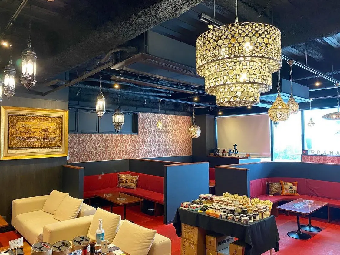 シーシャラウンジ プラーナ 名古屋栄店 店内