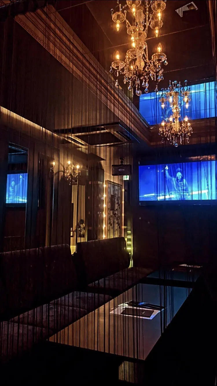 SININGBAR SHAREの2階席のお写真