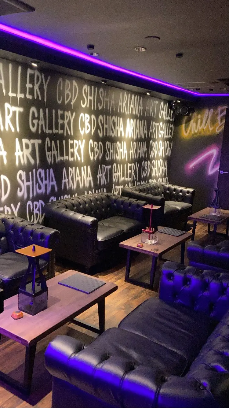 シーシャバーARIANAの店内