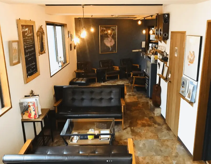 ライラックの店内