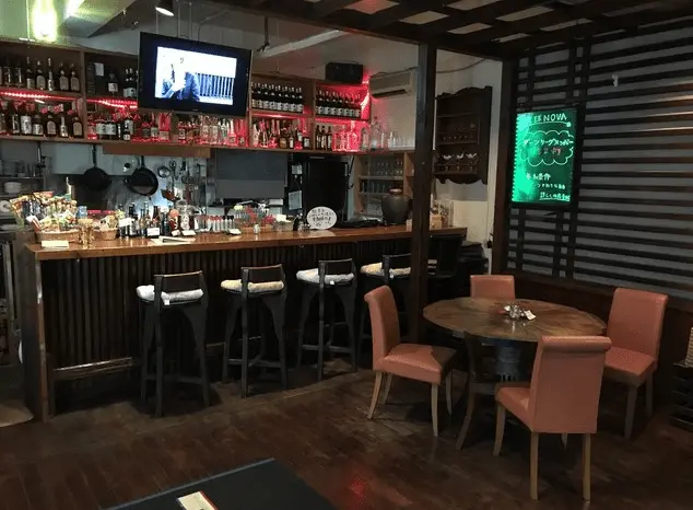 ノヴァ 店内