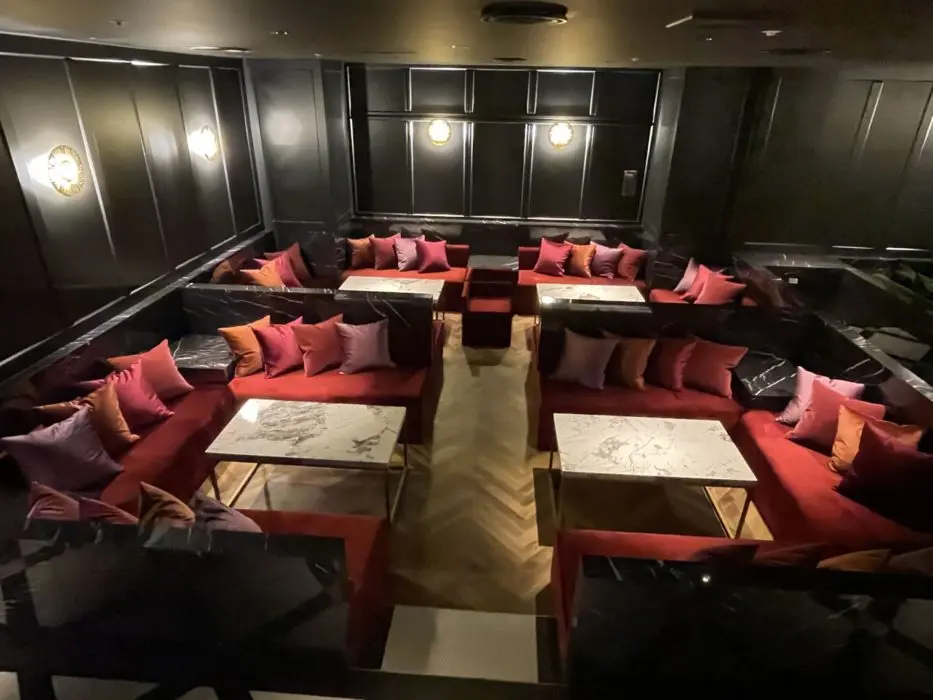 店内