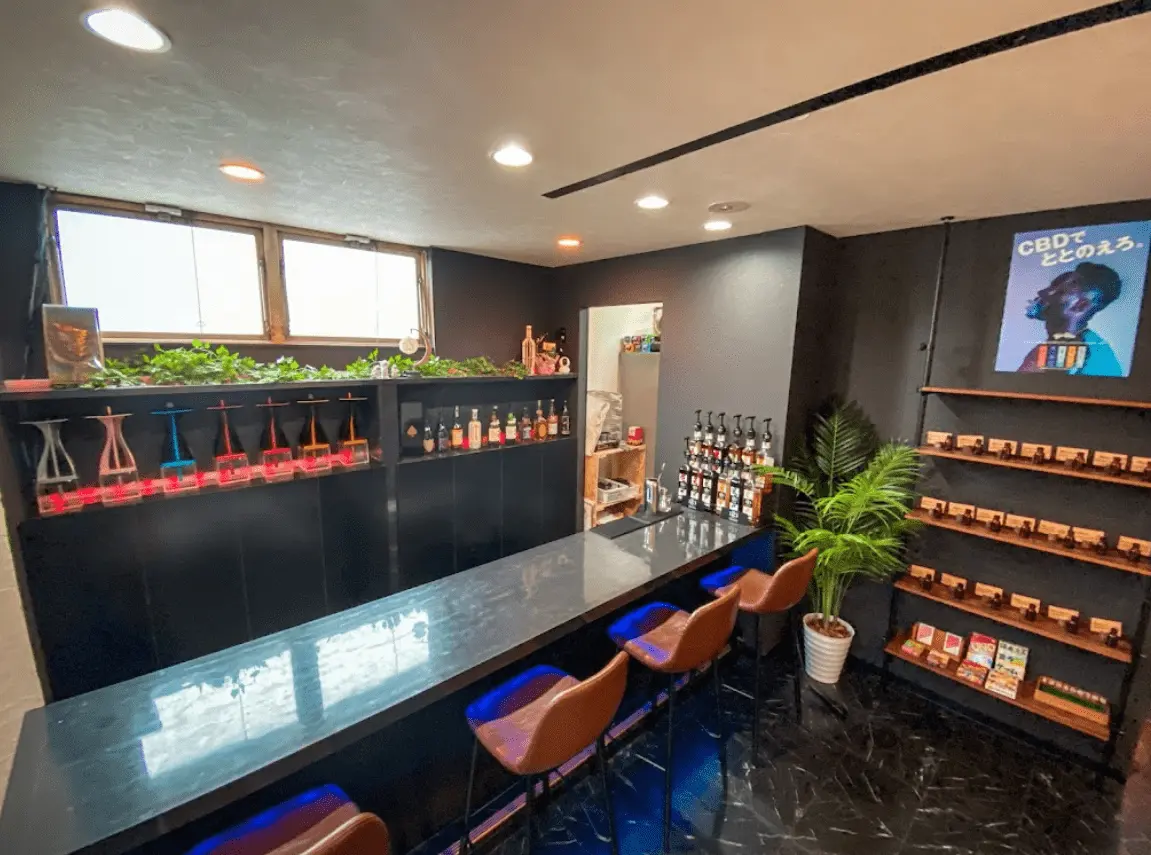 チルオーバー 店内