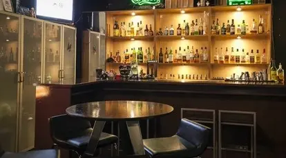 dei 店内