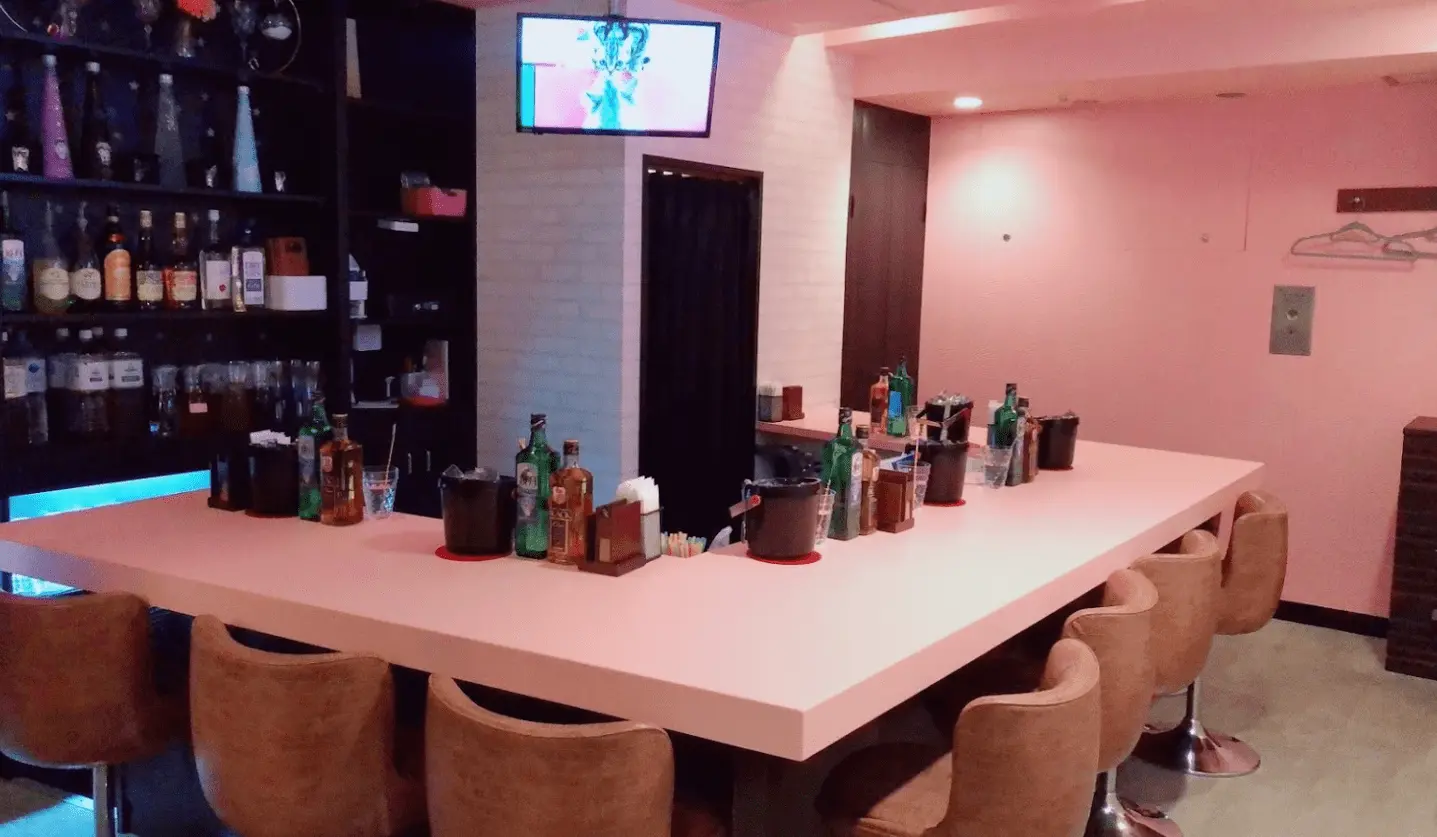 シャングリラ 店内