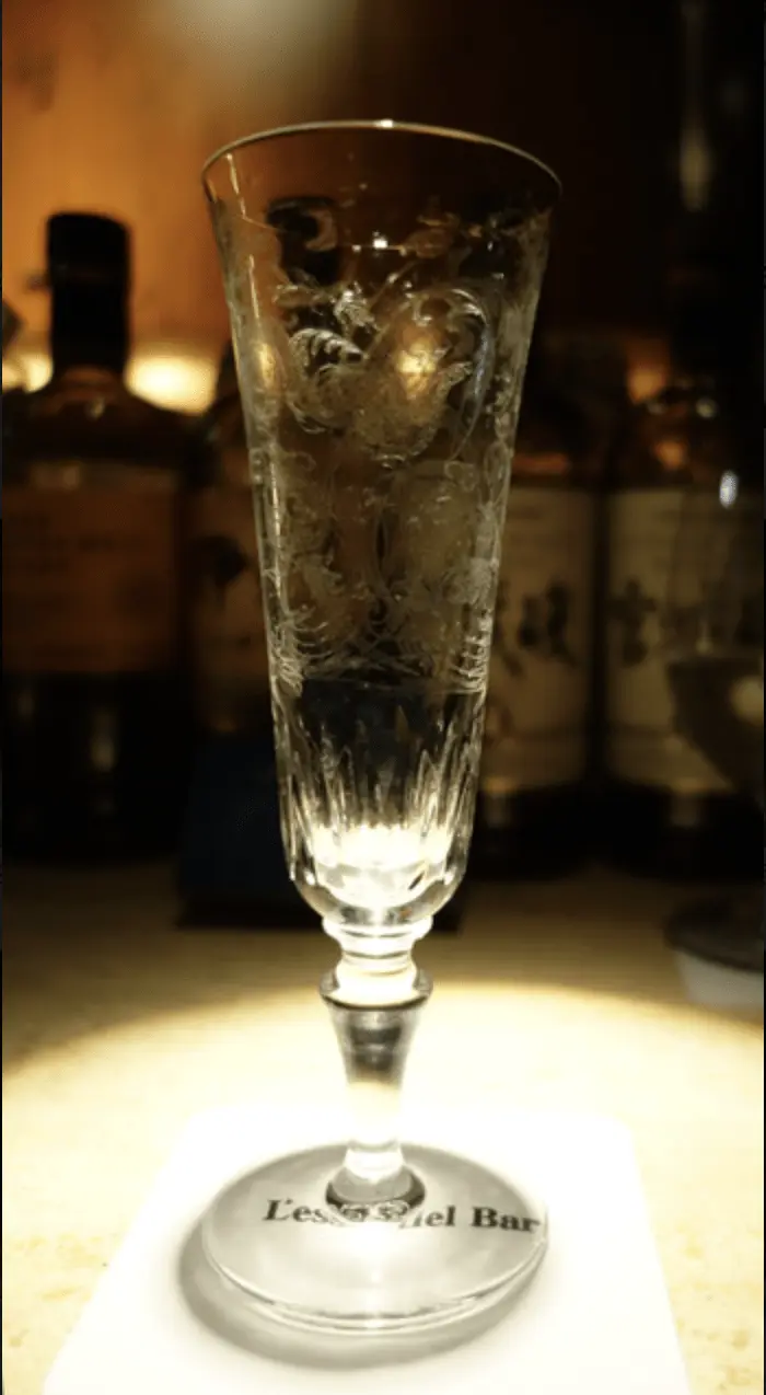 レサシエルバール グラス