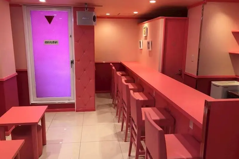 FORTUNA フォルトゥナ 梅田店の店内