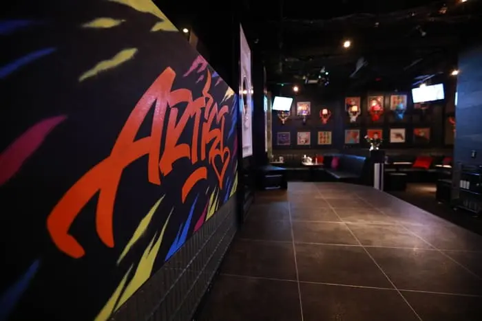 アーティス店内