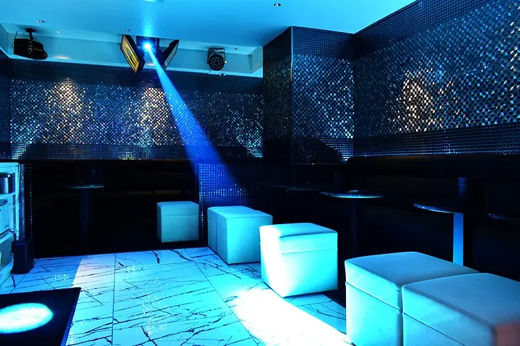 CLUB GRANの店内