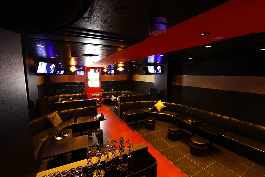R30店内