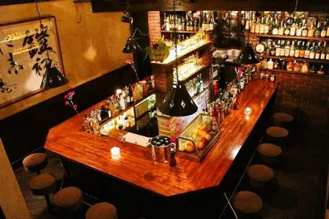 イールド 店内