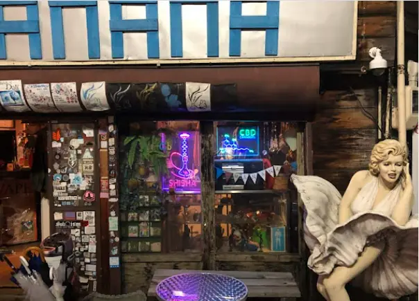 manana外観