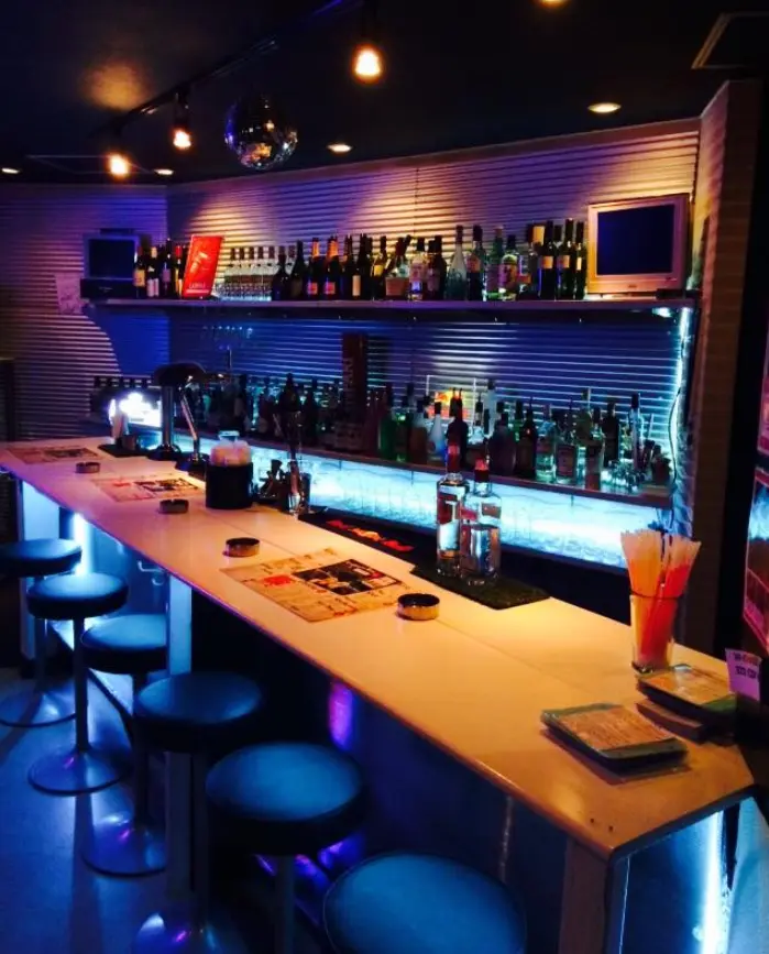 CLUB BLUE BELTON カウンター