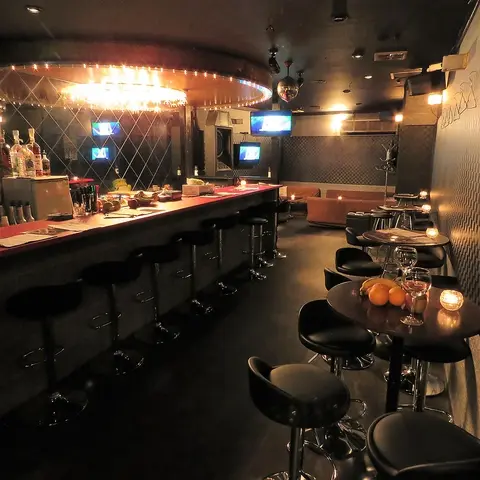 COZY bar whitesnow 店内