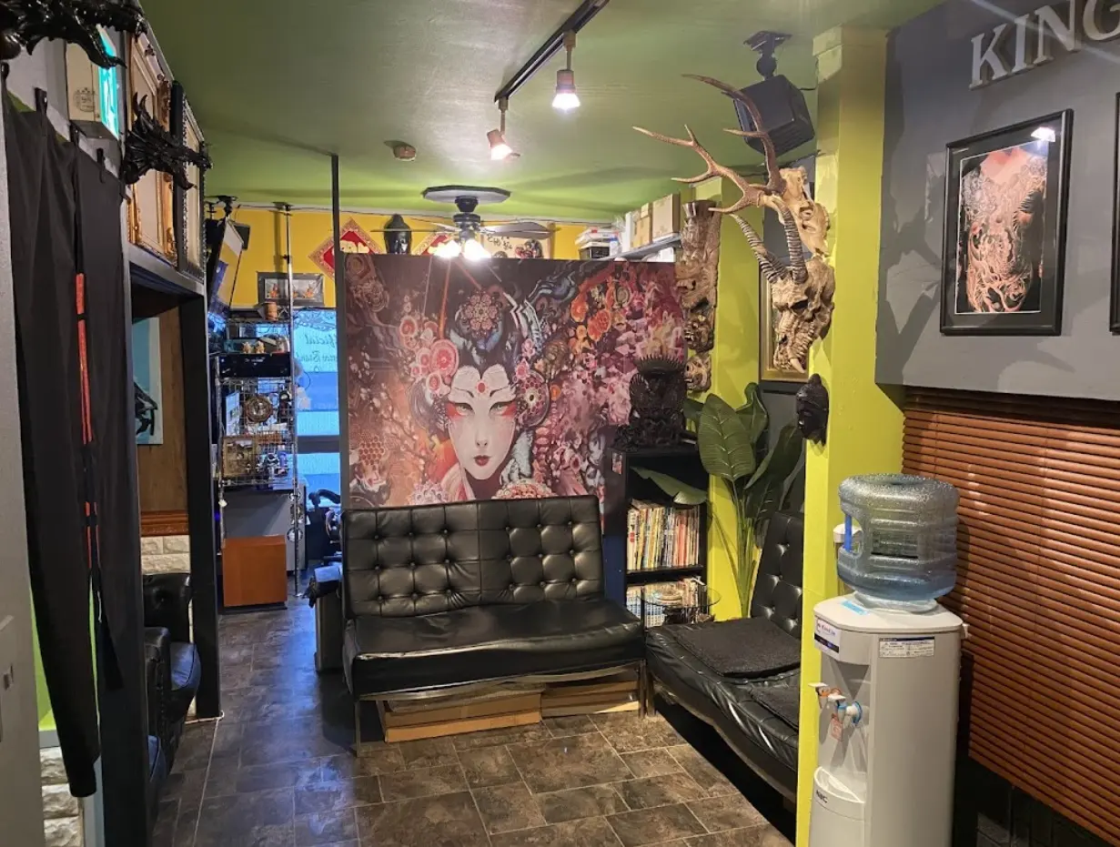 店内 福岡タトゥースタジオ