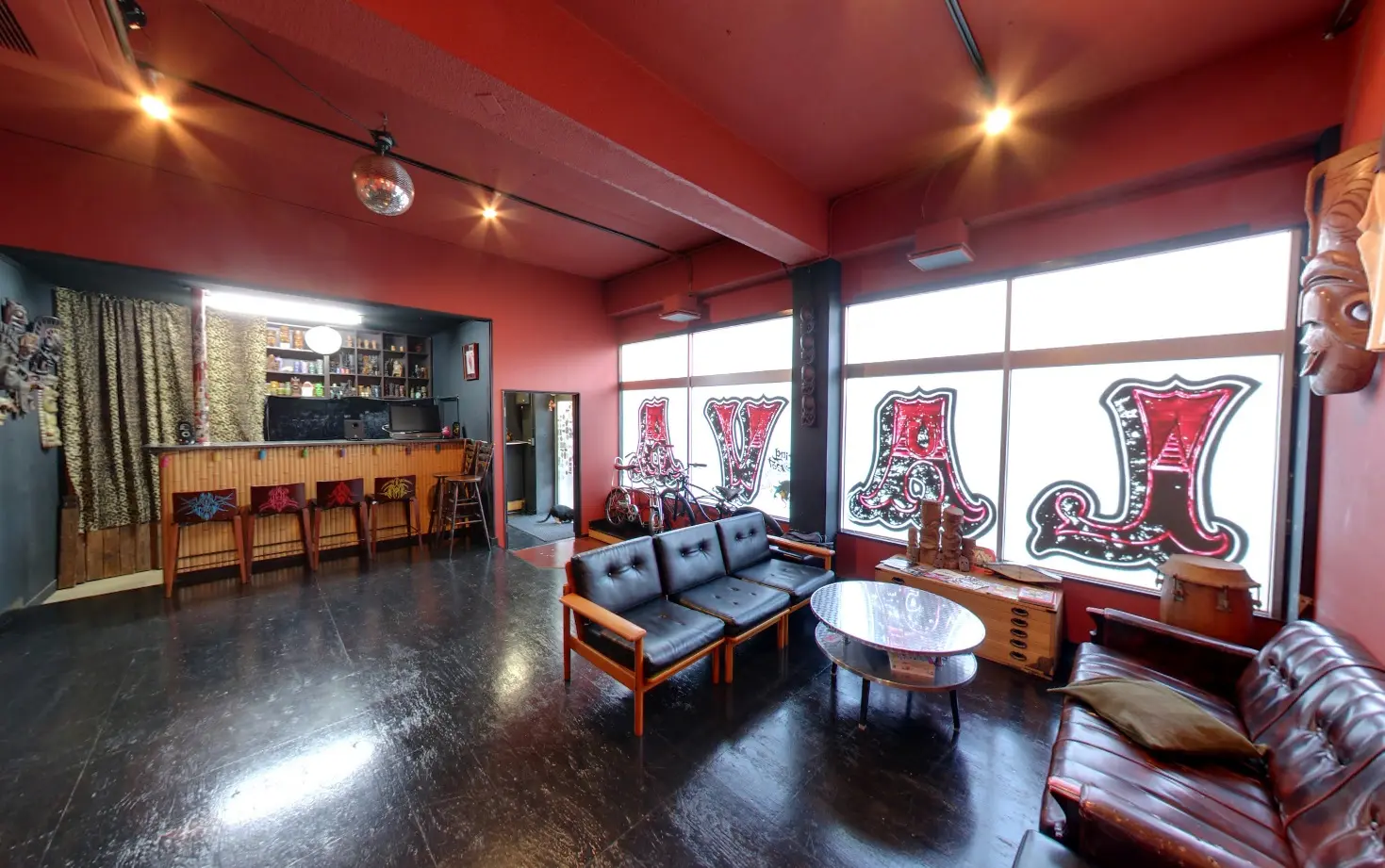 King Rat Tattoo & Lava Galley 店内 福岡タトゥー