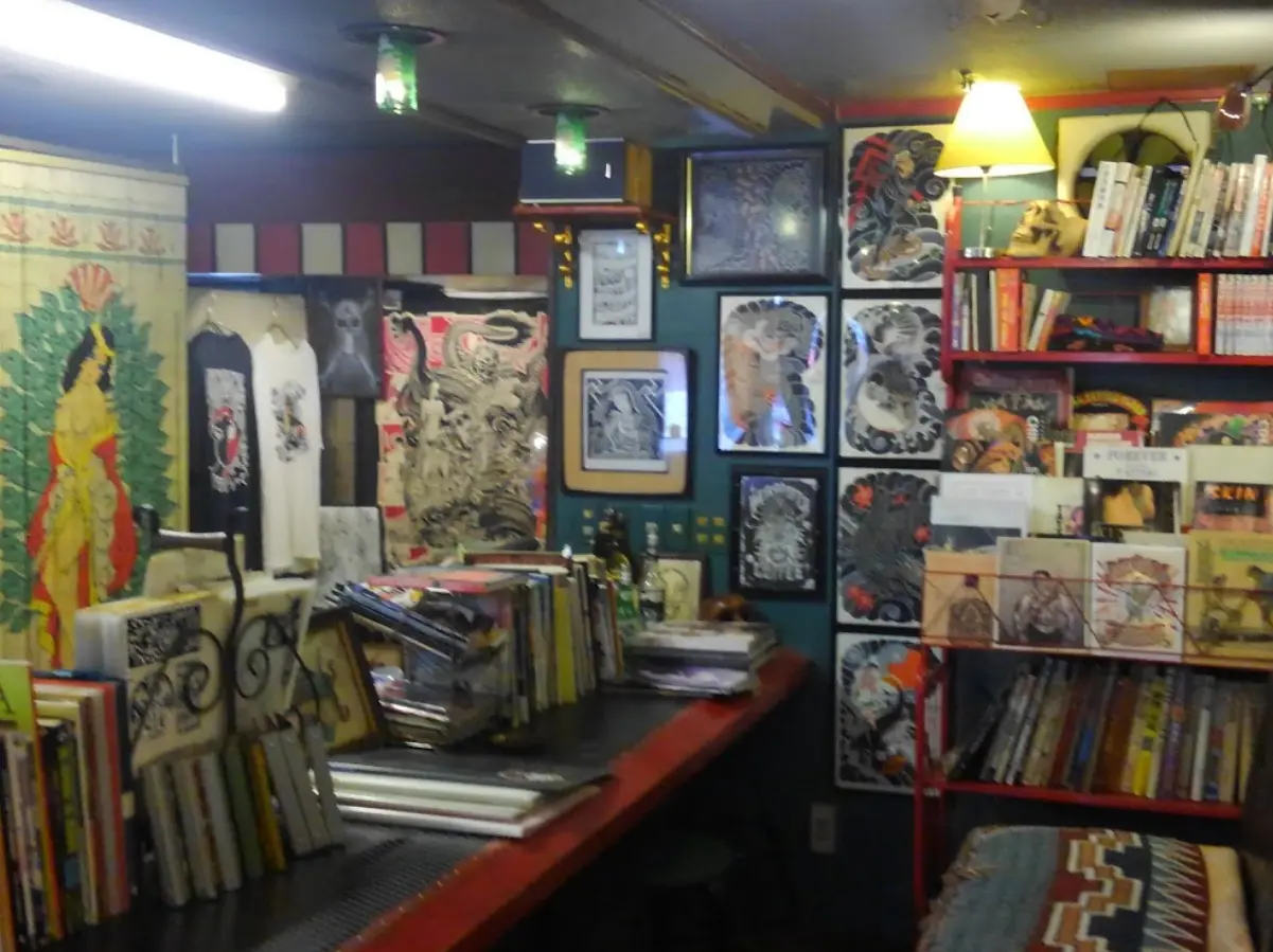 Tattoo World スタジオデザイン