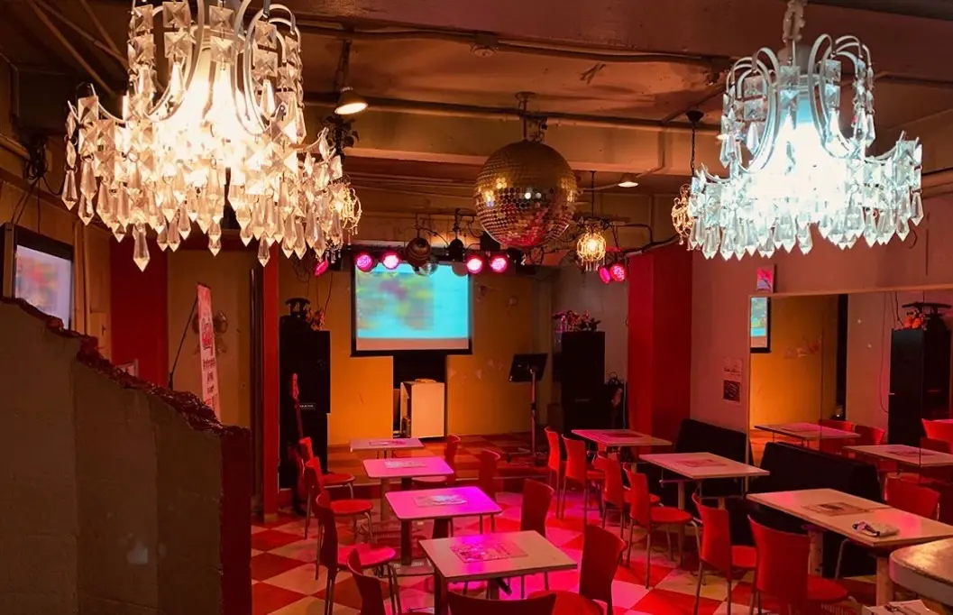 店内 那覇コンカフェ