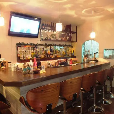 Bar Pallet Hawaiian Hoku 店内