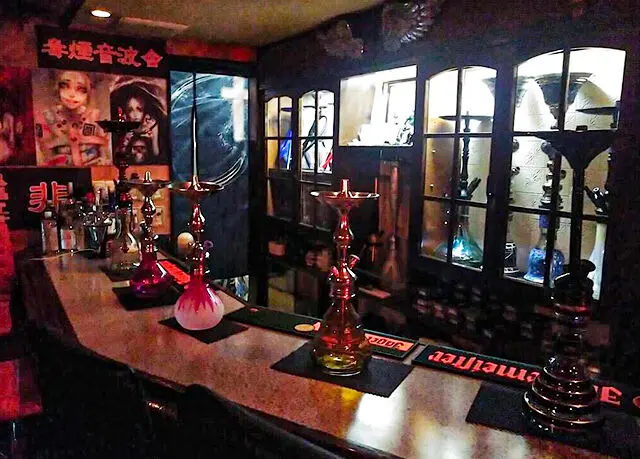チルマシコヤ 店内