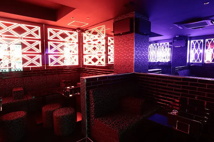 LEGENDA　店内