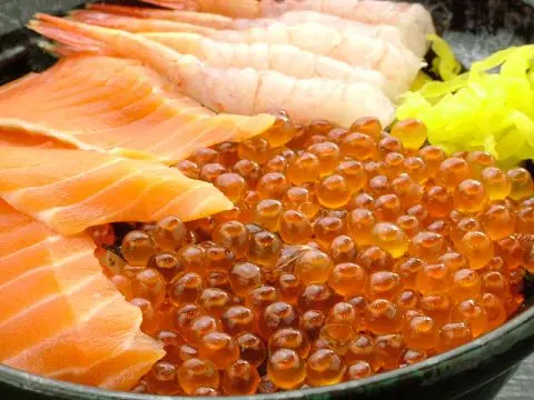若狭屋　デカ盛り　海鮮丼