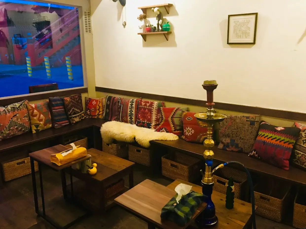 Sheesha cafe calm大須 店内