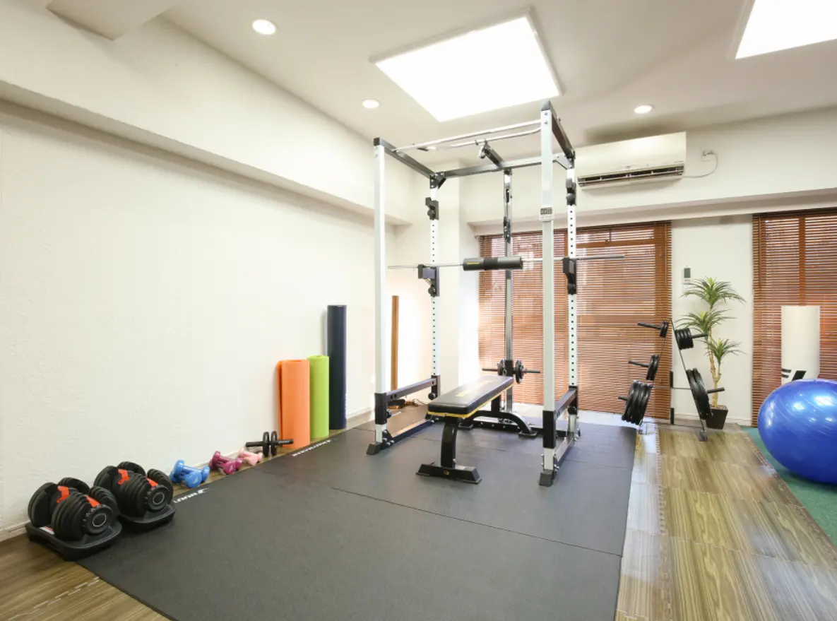 Deat-workout ジム内