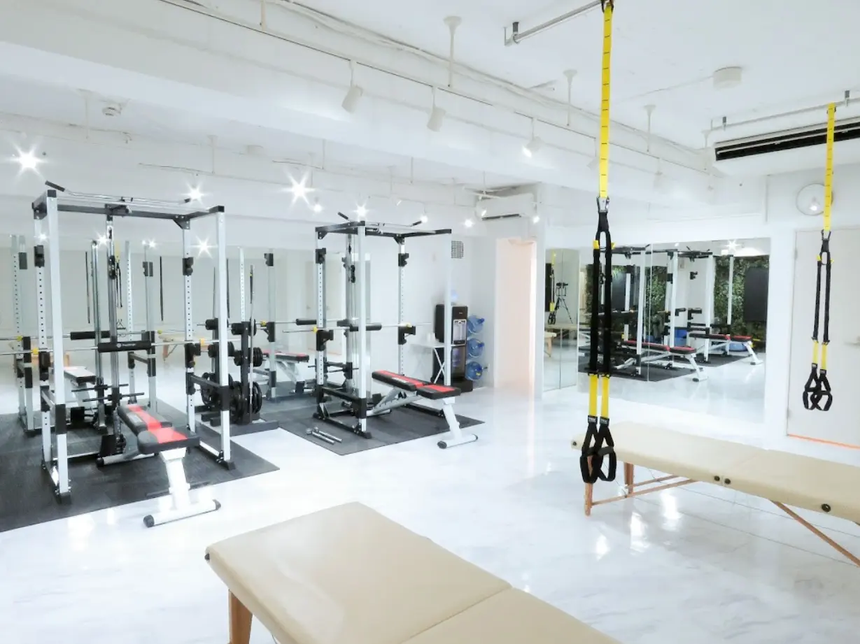 E-STRETCH GYM 大阪心斎橋店 ジム内