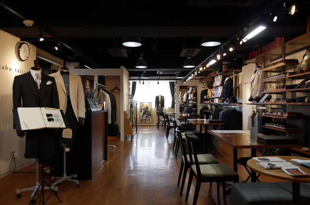 麻布テーラー オーダースーツ専門店 店内