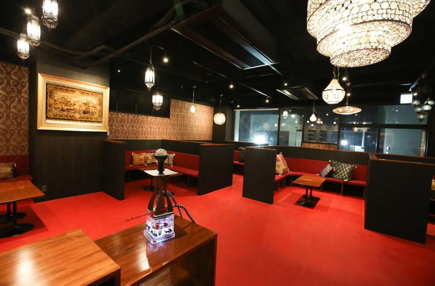新橋シーシャ PONTE luce 店内