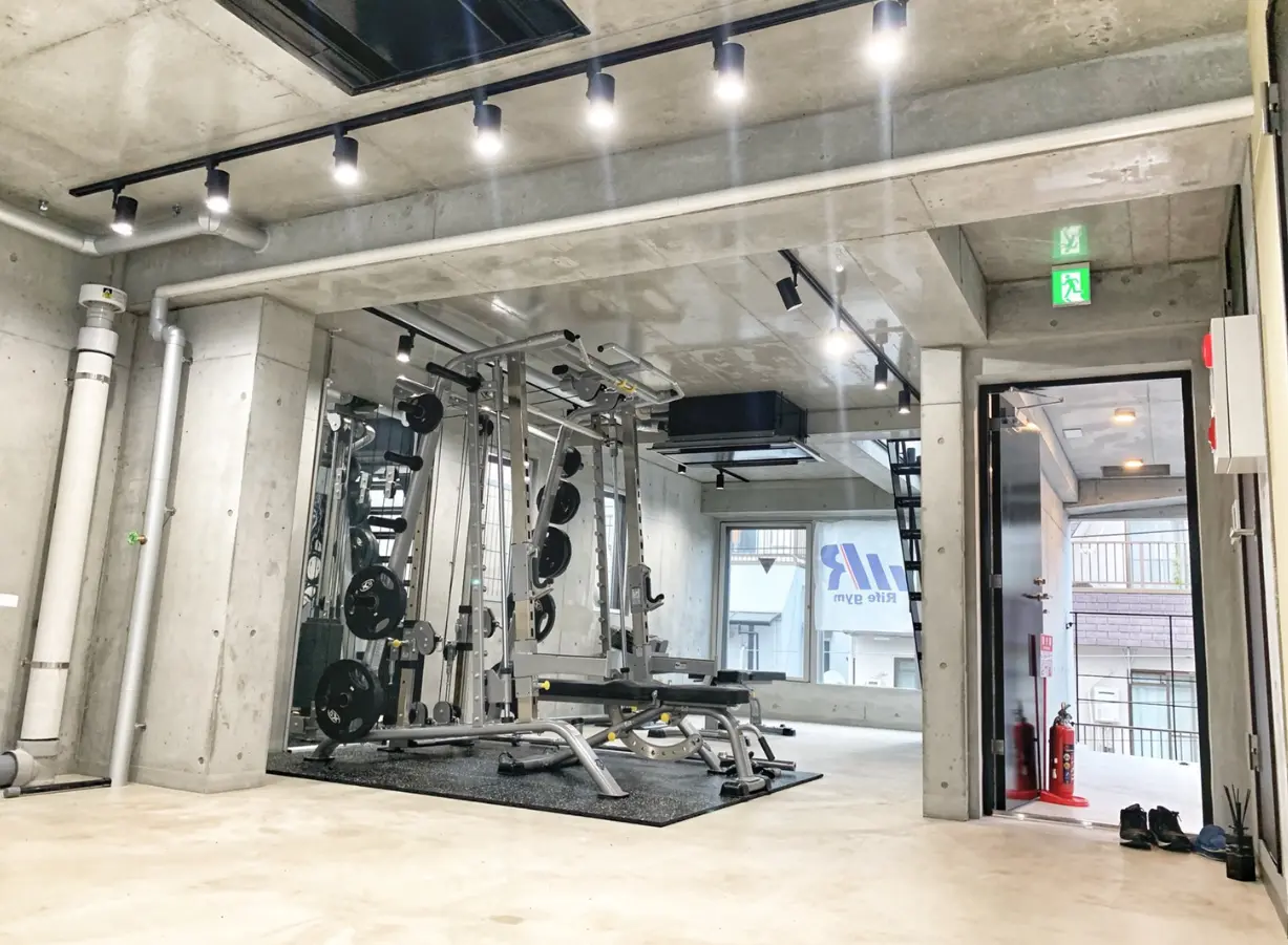 美ボディ専門Rife gym渋谷 ジム内