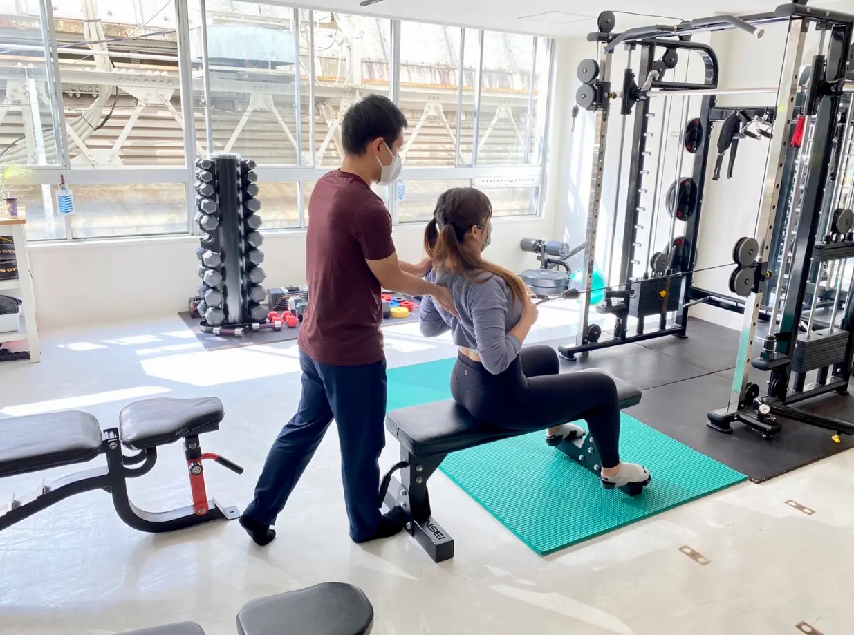 パーソナルトレーニングFiTNESS UNIVERSITY神戸元町店 パーソナルトレーニング