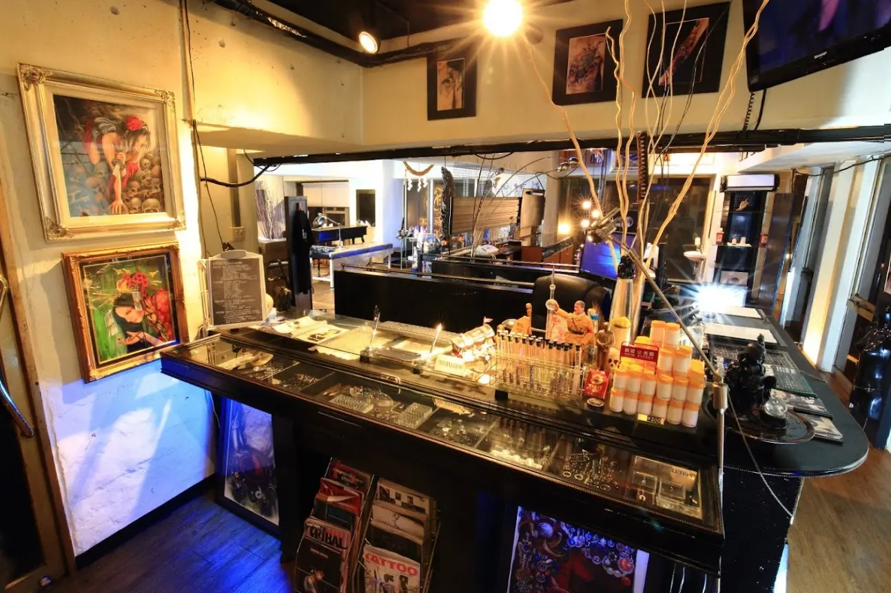 Von Schwartz Tattoo &Bodypiercing Studio名古屋 タトゥースタジオ内