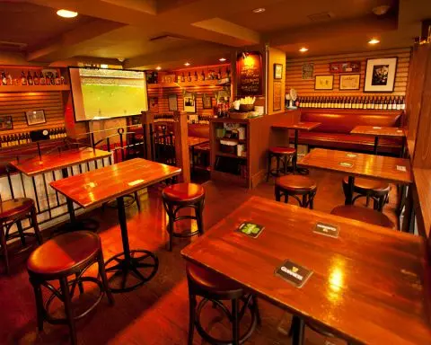 Irish Pub&RestaurantFailte 渋谷飲み放題 店内