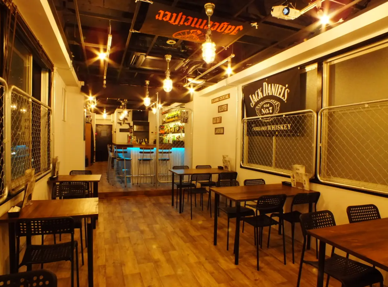 BAR TRIGGER バートリガー 店内 天満シーシャ