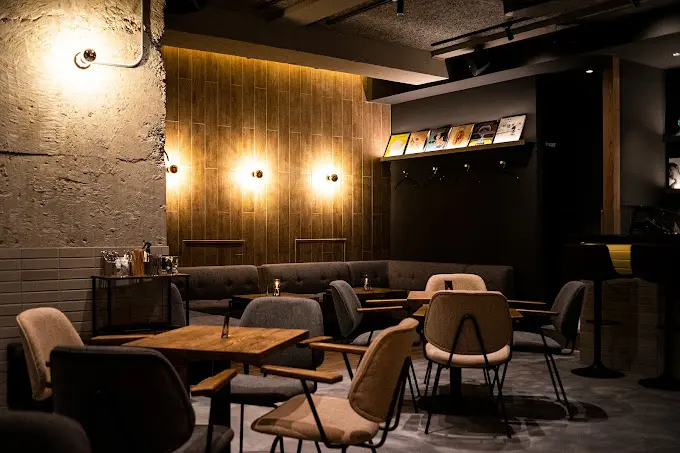 六本木シーシャバー 粋狼 店内
