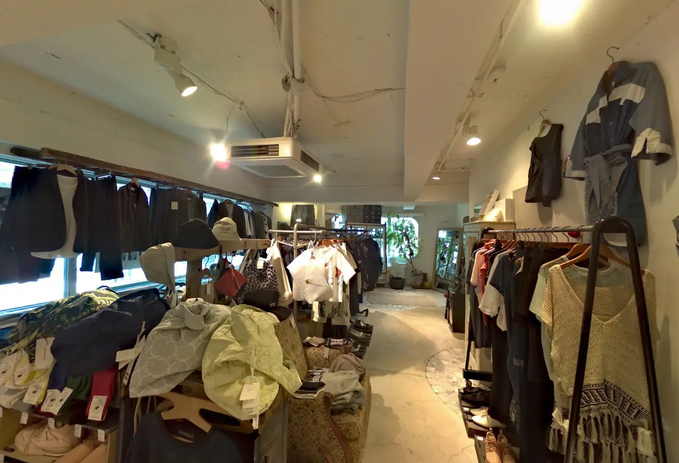 rroomm　店内
