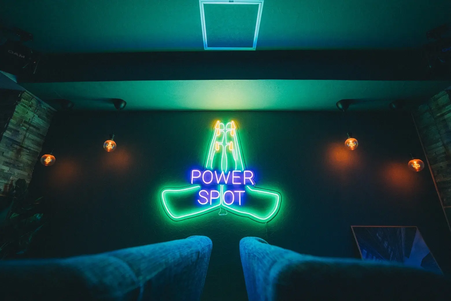 POWER SPOT 店内 シーシャ心斎橋